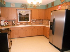 Kitchen Frig.JPG